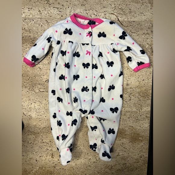 Newborn Bow Print Onesie Footies Pink Trim Long Sleeve Carters - Picture 2 of 7